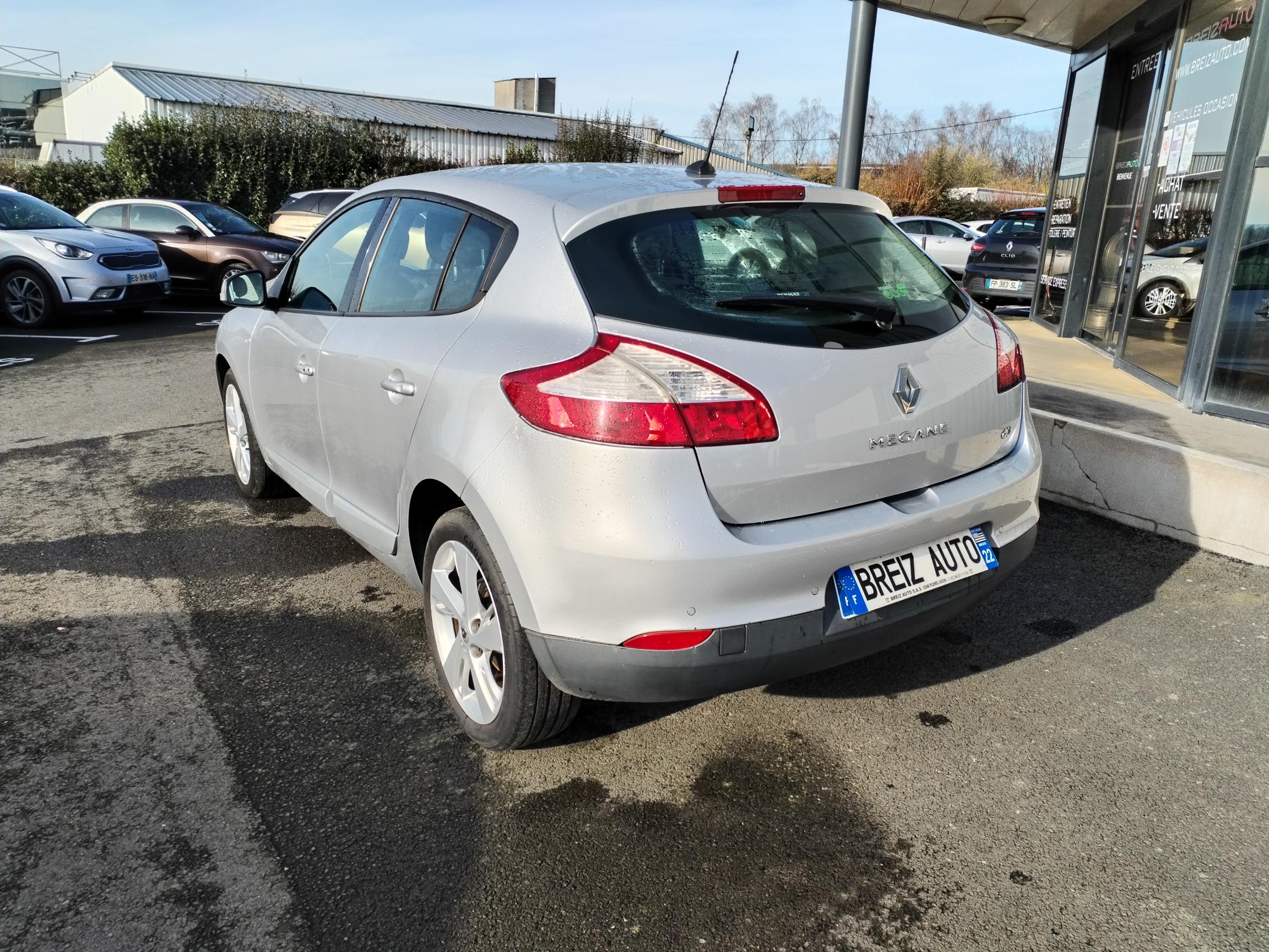 RENAULT  MEGANE III               